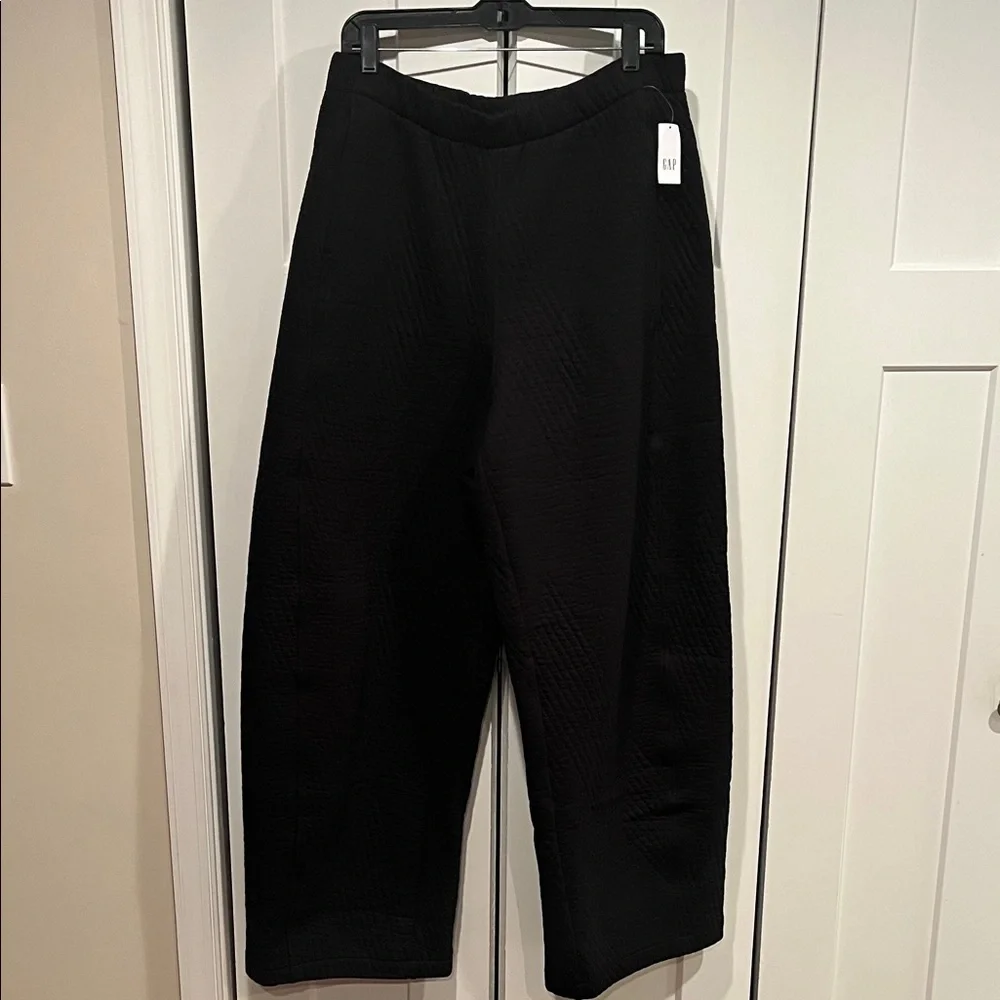 NWT GapFit Quilted Jacquard Barrel Pants Black Cotton blend Large Tall/Long - Picture 3 of 8